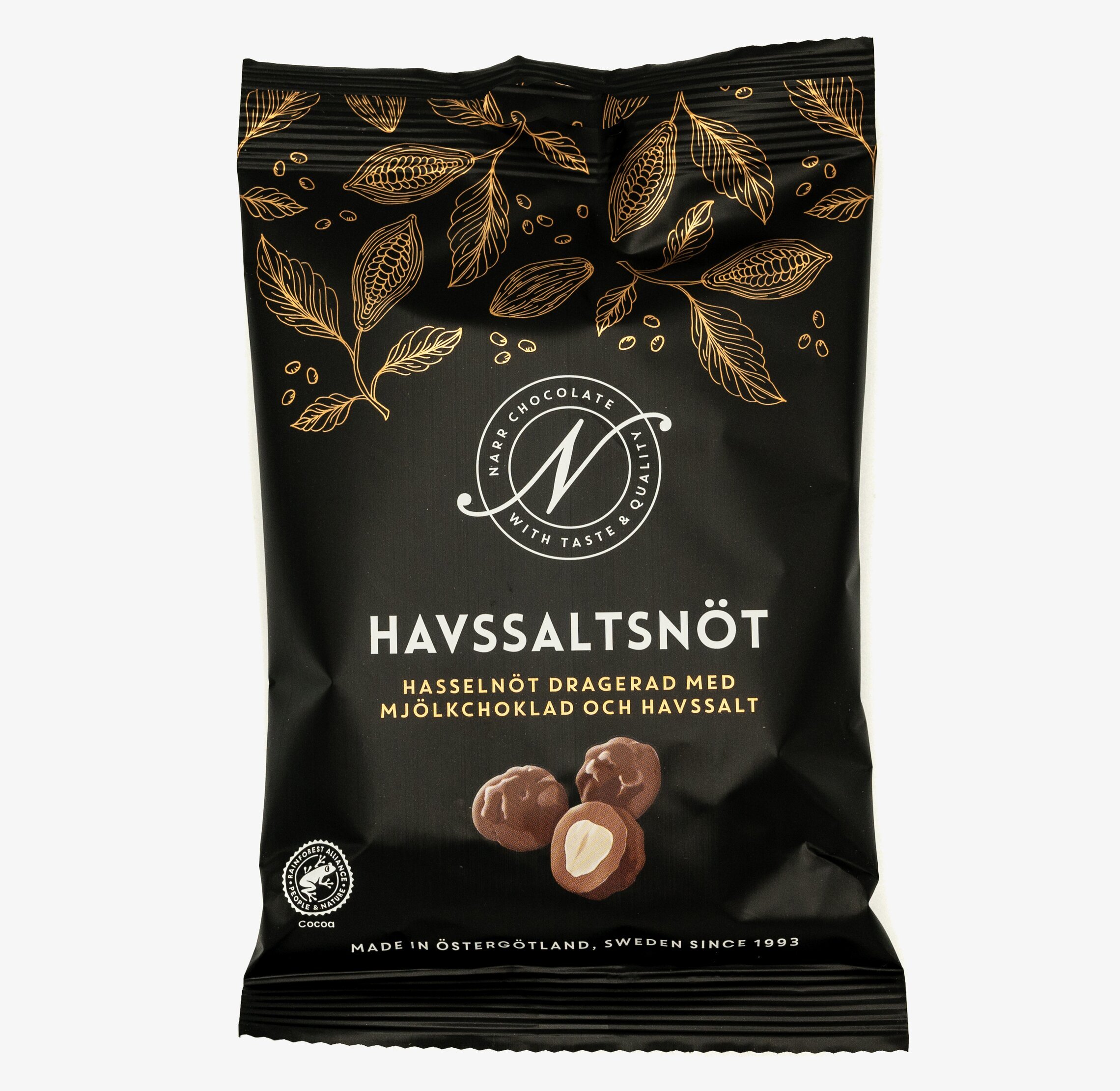 Narr Chocolate Havssaltsnöt förpackning med elegant design