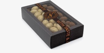 Duo Kola-/Kanelmandel från Narr Chocolate i lyxig förpackning