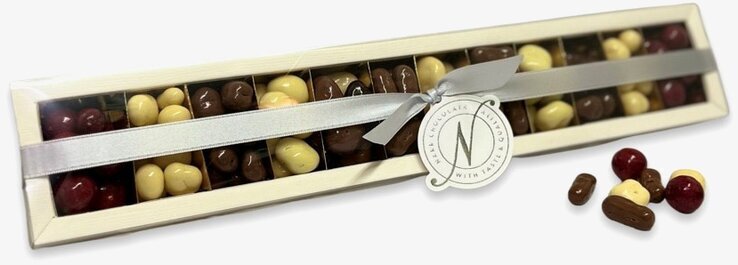 Ask frukt & bär från Narr Chocolate med elegant förpackning