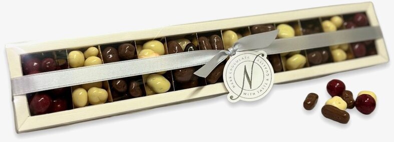 Ask frukt & bär från Narr Chocolate med elegant förpackning