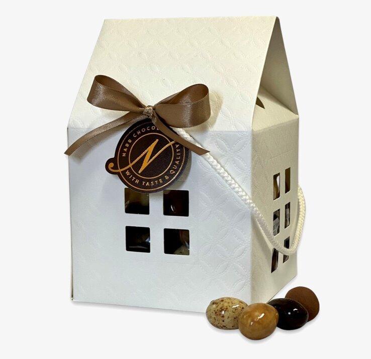 Produkten Huset från Narr Chocolate med elegant förpackning