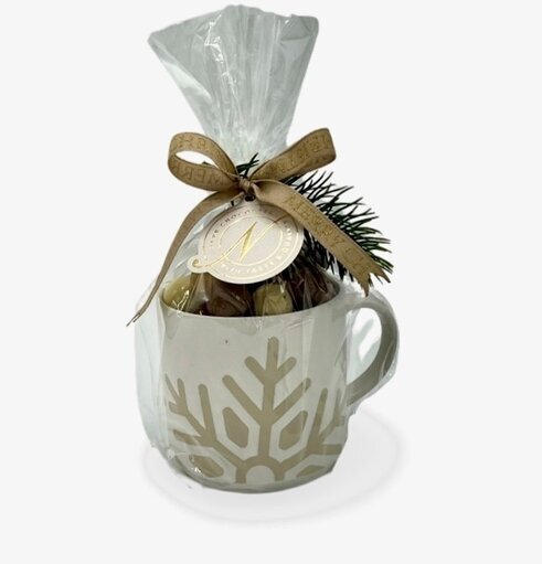 Julmugg Snöflinga från Narr Chocolate med snöflingemotiv